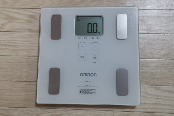 オムロン体重計